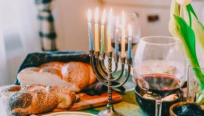 中秋想家，男子醉后打110诉苦：60多岁的我没家了