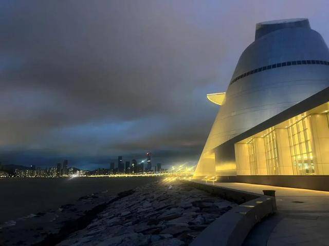 停课、停航、停运！多地紧急通知