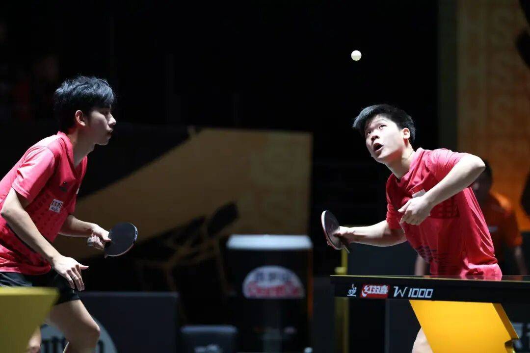 国乒提前锁定混双冠军，男、女双打各有3对进4强 | WTT中国大满贯双打