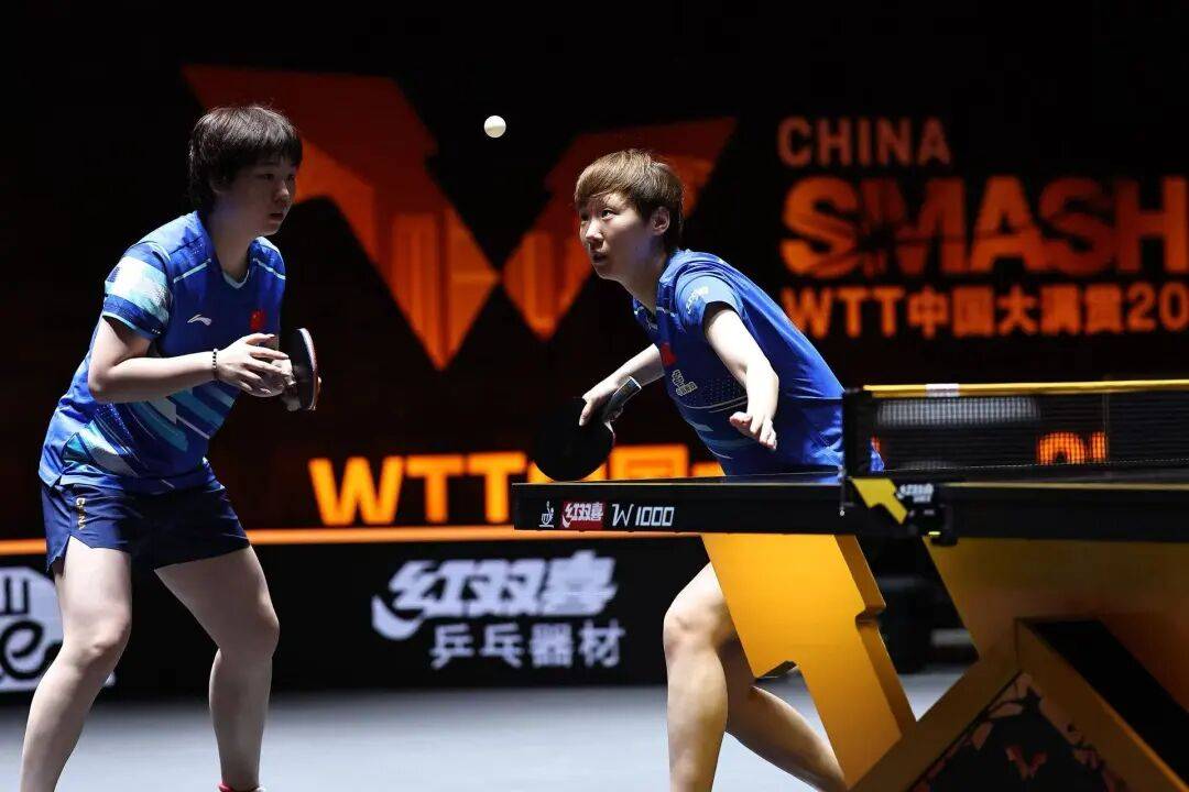 国乒提前锁定混双冠军，男、女双打各有3对进4强 | WTT中国大满贯双打