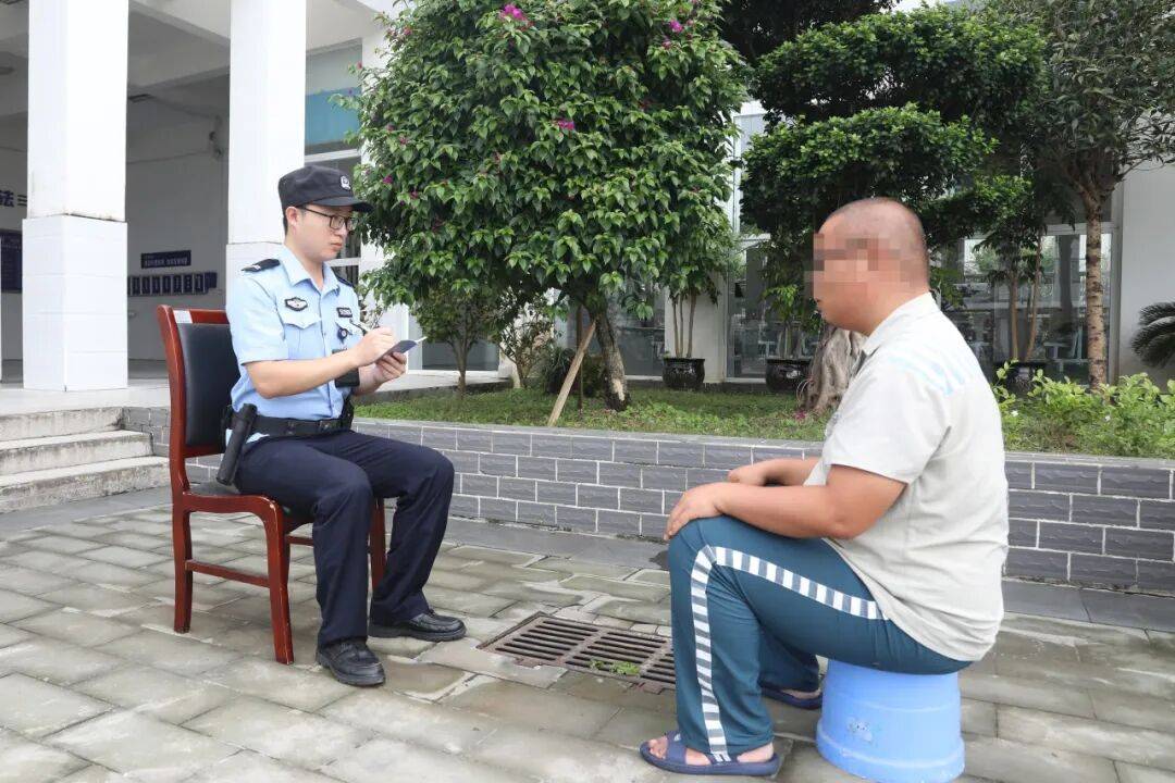 国庆特辑 | “青苗”值班日记：他的“第一次”，藏着成长与传承