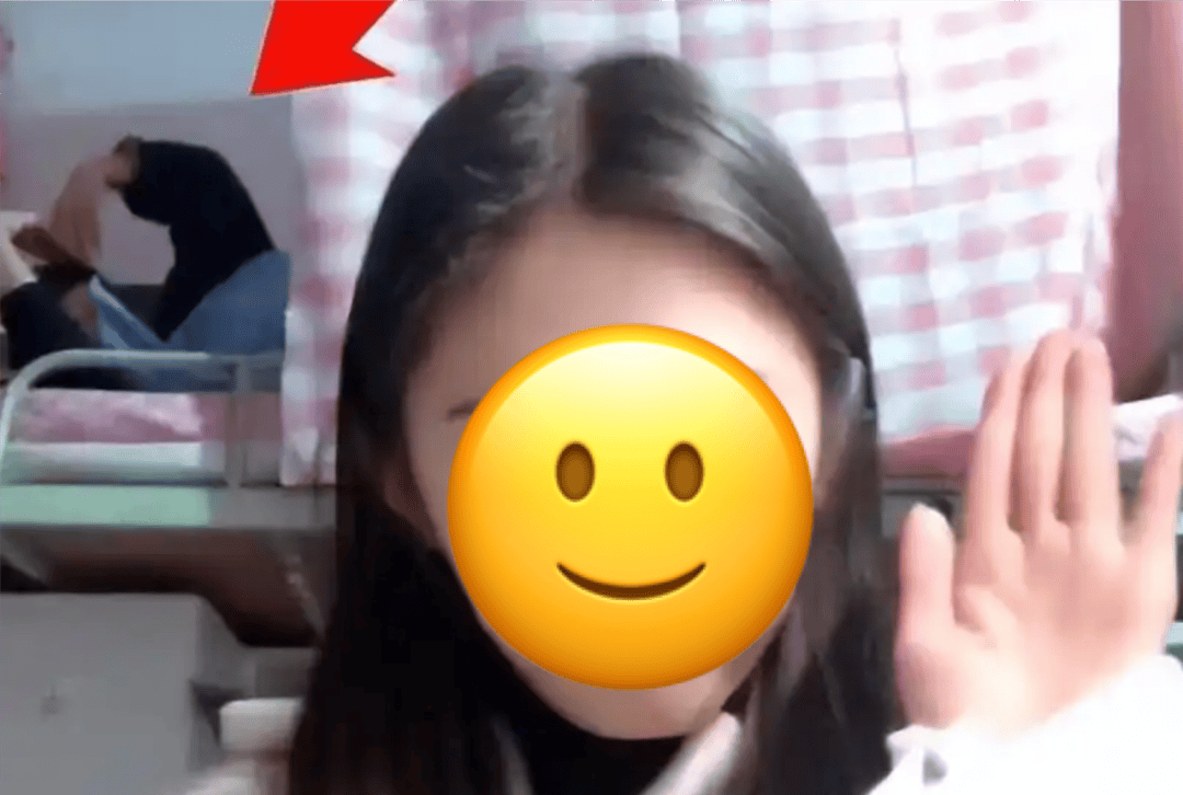 “室友天天在宿舍直播”，这届大学生的隐私无处可藏