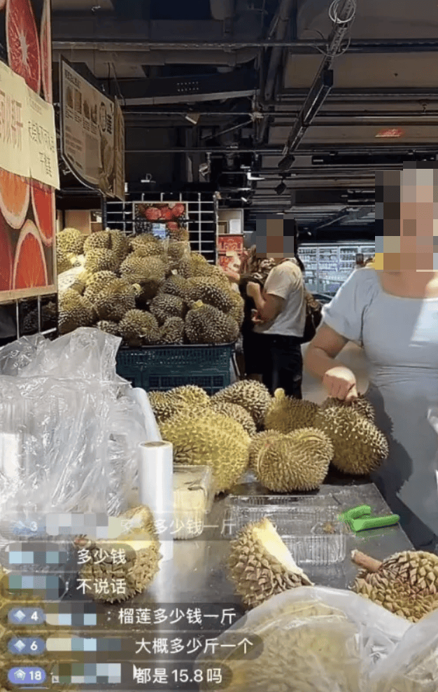 “室友天天在宿舍直播”，这届大学生的隐私无处可藏