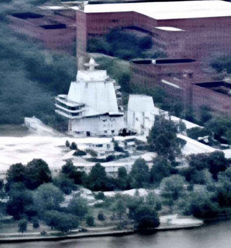 谜一样的舰岛!中国12万吨核航母外形曝光,比美国福特号更先进?